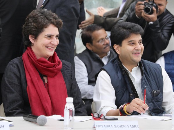 Priyanka Gandhi and Jyotiraditya Scindia. (File Image)