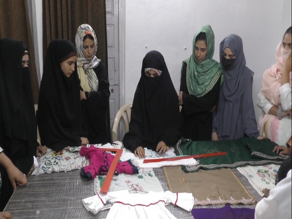 Girls from border areas getting traning in different trades at Baramulla