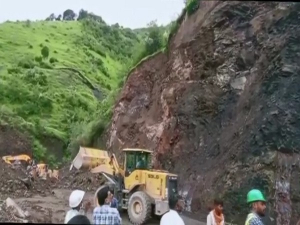 Yet another landslide has occurred in Himachal Pradesh. (Photos/ANI)