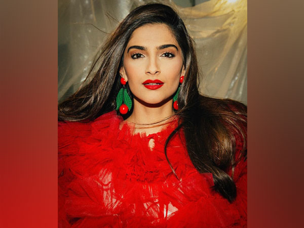 Sonam Kapoor (Image source: Instagram)