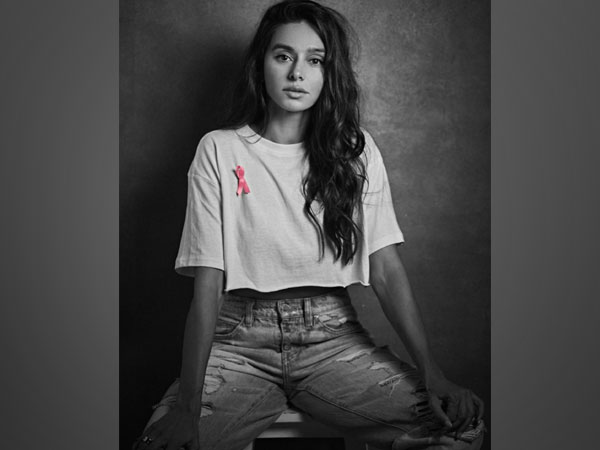 Shibani Dandekar (Image source: Instagram)