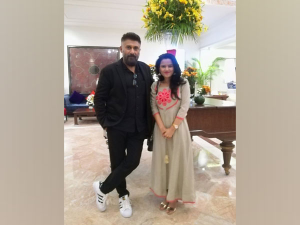 Vivek Agnihotri with Deepa Sharma (Image source: Twitter)