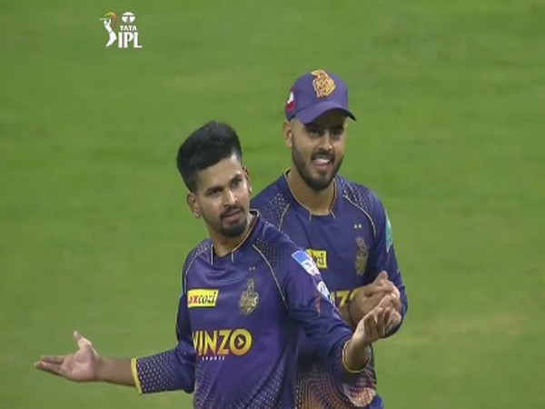 KKR skipper Shreyas Iyer with Nitish Rana (Photo/IPLT20)