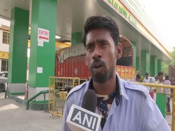 Cab driver Pankaj (Photo/ANI)