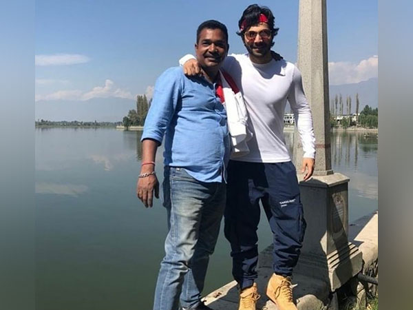 Varun Dhawan with his late driver Manoj (Image source: Instagram)