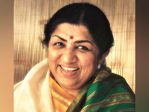 Late Lata Mangeshkar (Image source: Twitter)