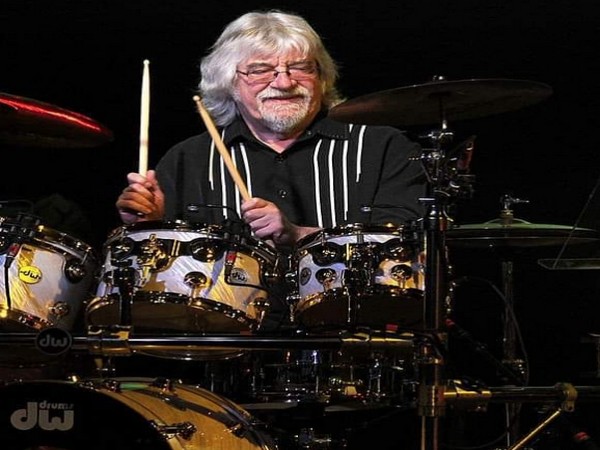 Graeme Edge (Image Source: Instragram)