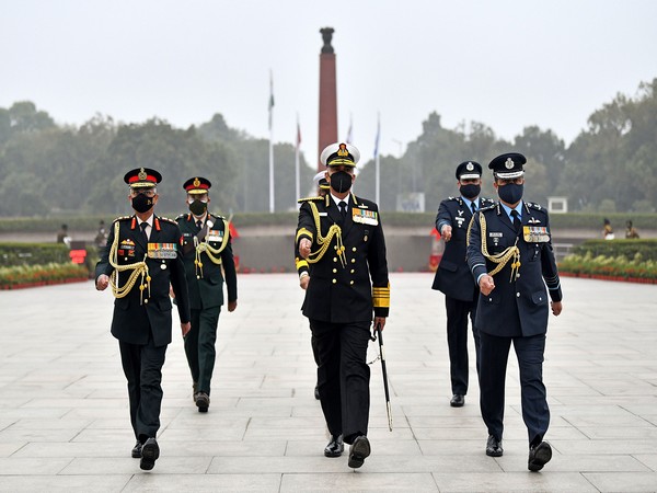 Chief of the Army Staff General Manoj Mukund Naravane, Chief of the Air Staff VR Chaudhari and Chief of the Naval Staff R Hari Kumar (File photo)