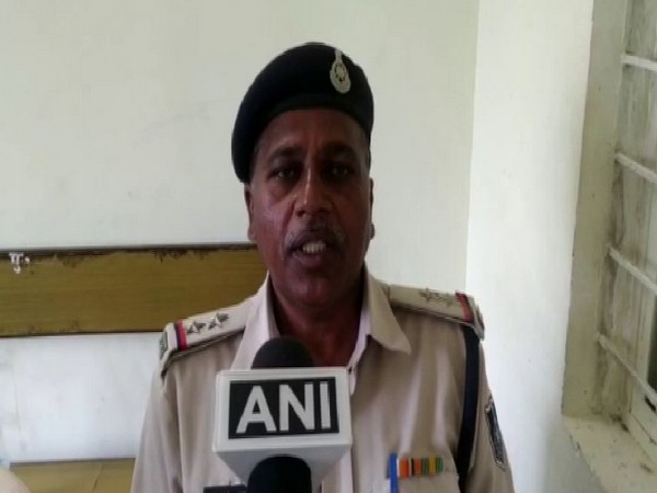 Inspector Ram Gopal Verma speaking to ANI in Shajapur on Sunday. Photo/ANI