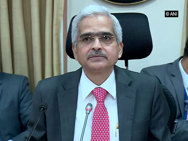 RBI Governor Shaktikanta Das addressing the media in Mumbai on Thursday