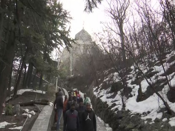 Maha Shivratri being celebrated with fervour at Shankaracharya temple in Jammu and Kashmir (Photo/ANI)