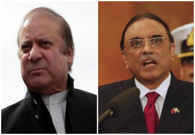 Former Pakistan Prime Minister Nawaz Sharif (L) and former President Asif Ali Zardari (R)