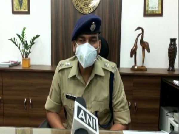 Sampat Upadhyaya, Superintendent of Police speaking to ANI in Sheopur, Madhya Pradesh on Friday. 