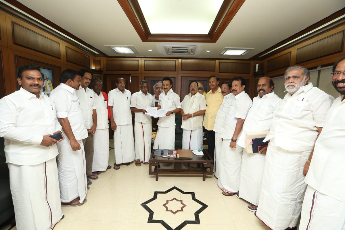 CPI state secretary R. Mutharasan and DMK President MK Stalin signed the seat sharing agreement on two constituencies, ahead of Lok Sabha polls.