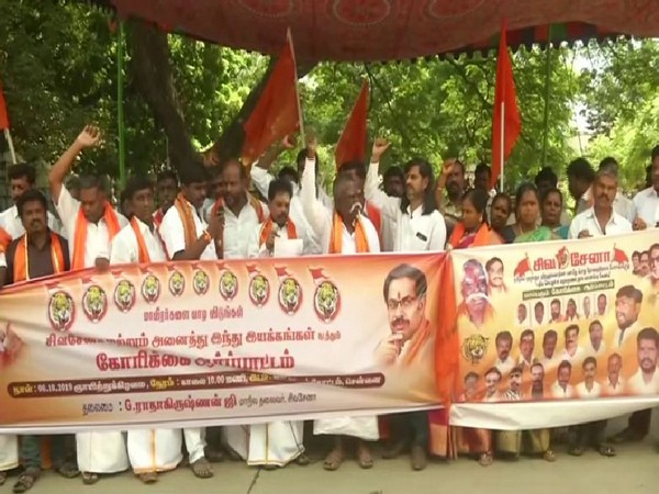 Shiv Sena's Tamil Nadu unit held a protest in Chennai on Sunday in support of Hindi. Photo/ANI