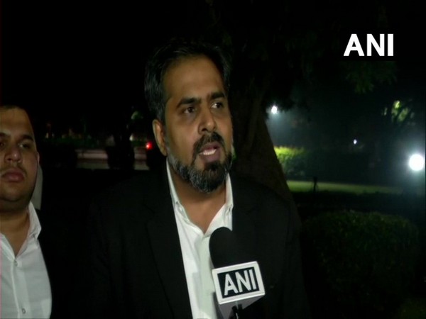Shiv Sena's lawyer Rajesh Inamdar speaking to ANI in New Delhi on Tuesday.