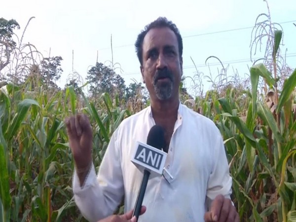 Chidananda Gowda, the farmer, talking to ANI in Shivamogga. Photo/ANI