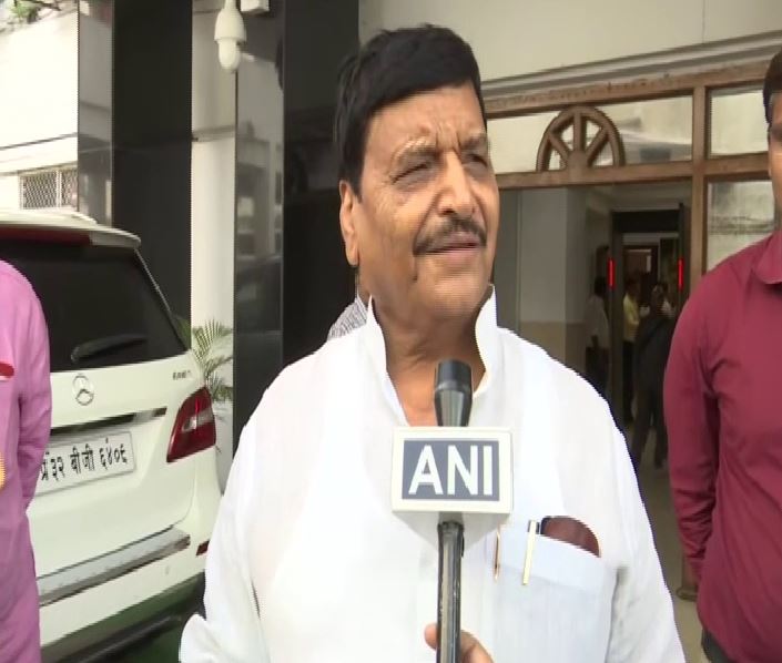 Pragatisheel Samajwadi Party (Lohia) chief Shivpal Yadav speaking to ANI in Lucknow on Thursday. Photo/ANI