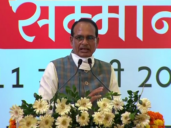 Madhya Pradesh Chief Minister Shivraj Singh Chouhan speaking at a felicitation ceremony for people who work for safety of girl children in Bhopal on Monday [Photo/ANI]