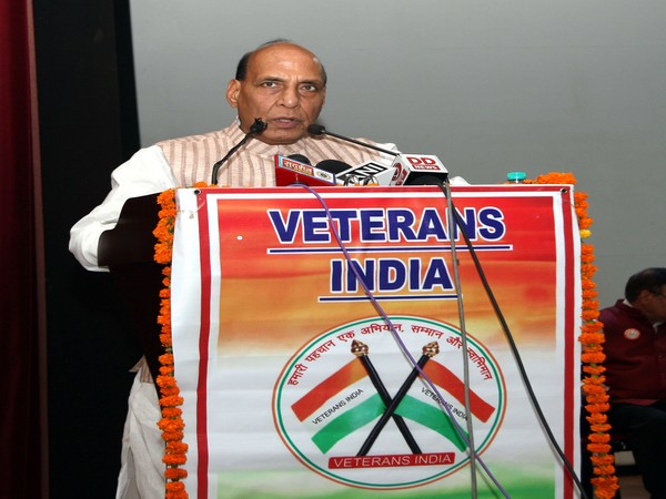 Defence Minister Rajnath Singh during his address to the Armed Force veterans (Picture Courtsey: MoD)