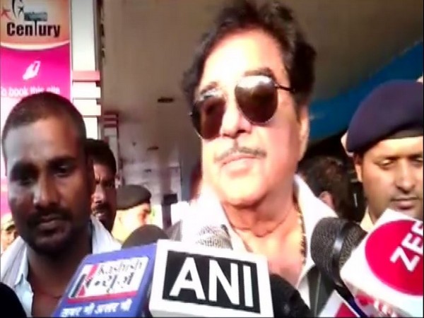 Congress leader Shatrughan Sinha speaking to media persons in Patna on Saturday. Photo/ANI  