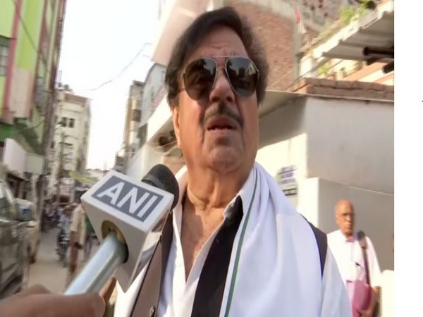 Congress leader Shatrughan Sinha speaking to ANI in Patna, Bihar on Monday. Photo/ANI