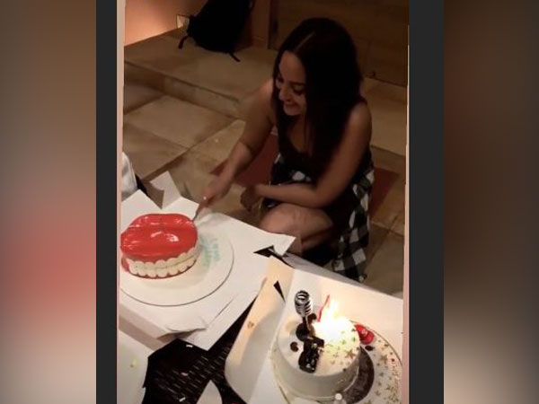 Sonakshi Sinha cutting her birthday cakes, Image courtesy: Instagram 