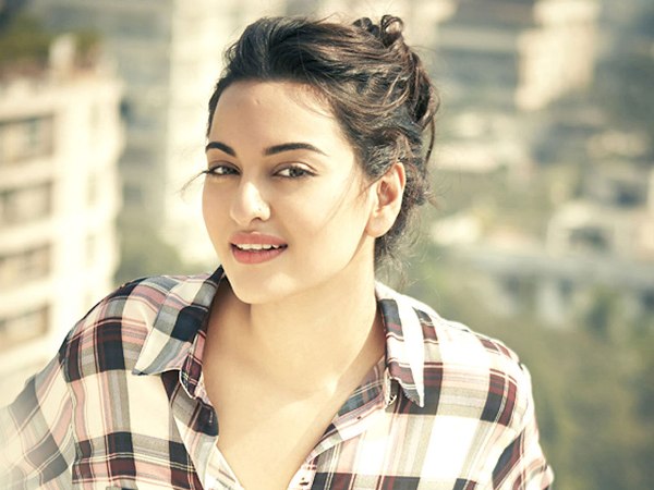 Sonakshi's `Noor` gets release date!