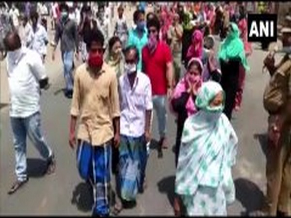 People later dispersed, after being persuaded by police.