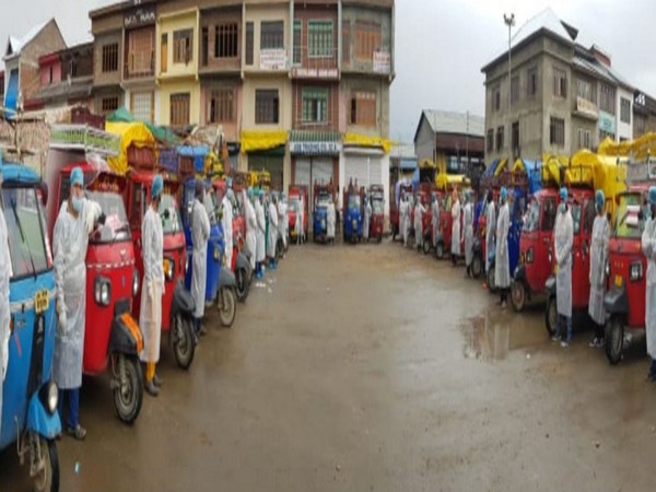 The fleet of cargo autos that have been authorised to do doorstep of essential goods. Photo/ANI