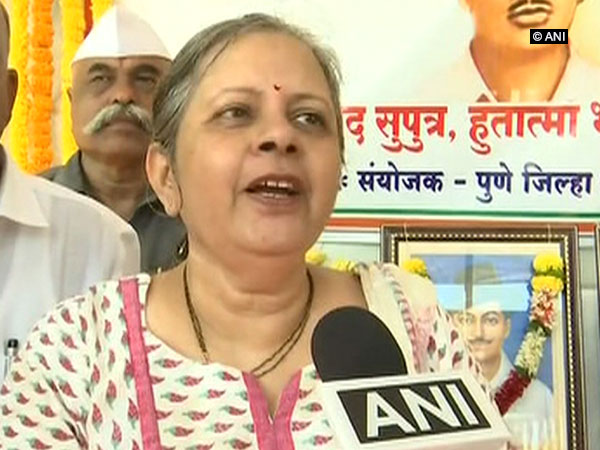 Grand niece of Rajguru Uma Mahadeokar talking to ANI after paying tribute to Bhagat Singh, Sukhdev, and Rajguru on their 88th Martyrdom Day in Mumbai on Saturday. Photo/ANI