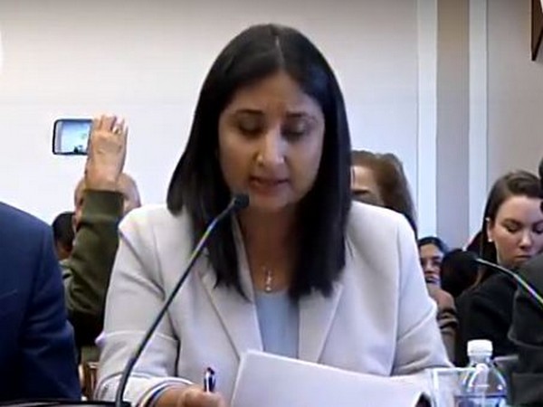 Kashmiri columnist Sunanda Vashisht a Congressional hearing on Human Rights organized by Tom Lantos HR Commission in Washington