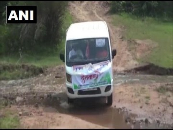 A vehicle carrying patient to a health center in Dantewada under the Sugam Swasth scheme. Photo/ANI