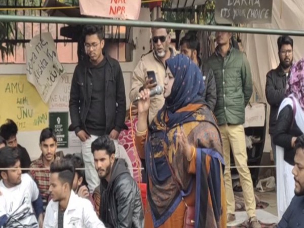 Sumaiya Rana speaking at an event in AMU on Sunday. Photo/ANI