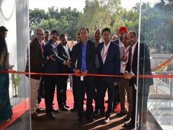 Sumit Mukhija, CEO, STT GDC India inaugurating STT Bengaluru DC-3