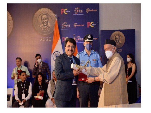 Ajay Ajmera has been awarded the Champions of Change Award for his excellence in the field of women empowerment