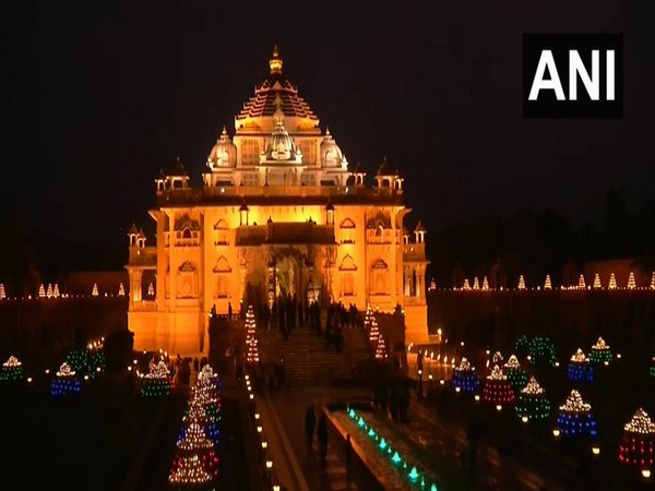 Swaminarayan Akshardham Temple (Photo/ANI)