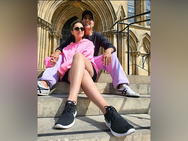 Parineeti Chopra and Akshay Kumar (Image source: Instagram)