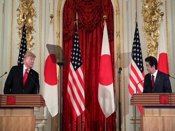U.S. President Donald Trump and Japan's Prime Minister Shinzo Abe hold a press conference on Monday in Japan, Tokyo. (Photo courtesy: Reuters)