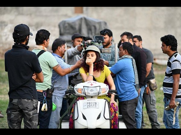 The throwback photo shared by Taapsee Pannu (Image courtesy: Instagram) 