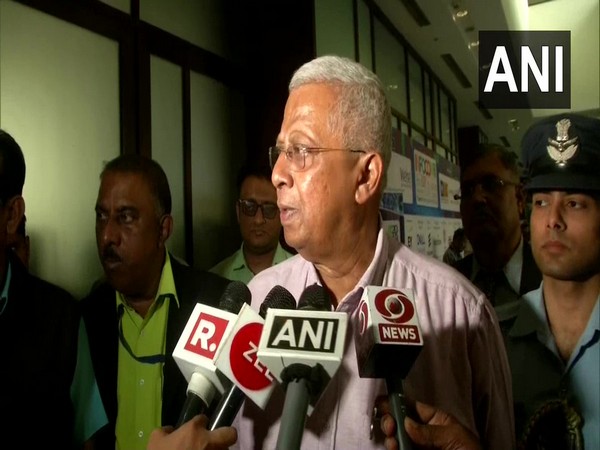 Meghalaya Governor Tathagata Roy speaking to reporters in Kolkata on Saturday.