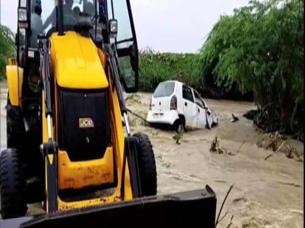 Visuals from the spot in Telangana's Jogulamba Gadwal district. Photo/ANI