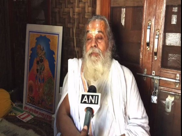 Mahant Kamal Nayan Das Ji Maharaj speaking to ANI on Sunday. Photo/ANI