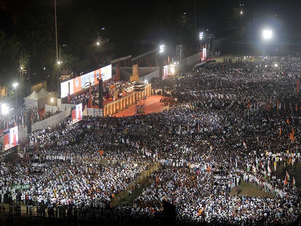 A general view of the swearing-in ceremony of Shiv Sena Chief Uddhav Thackeray as Chief Minister of Maharashtra, at Shivaji Park in Mumbai on Thursday.
