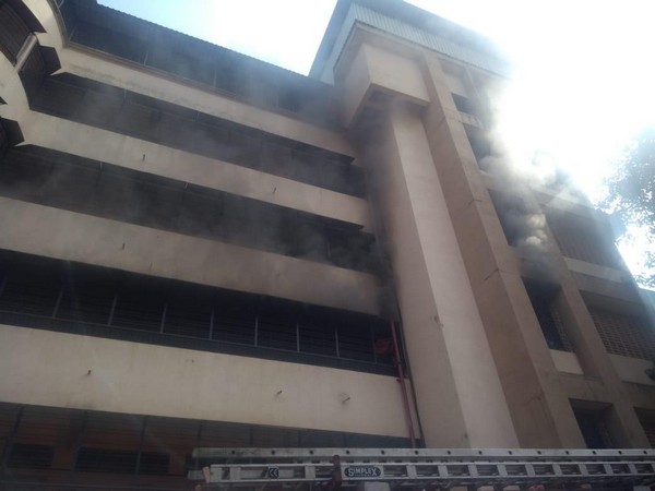 A fire broke out in Shree Mavli Mandal High School in Thane West, Maharashtra on Tuesday.