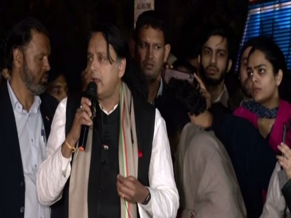 Congress MP Shashi Tharoor addressing students at Jawaharlal Nehru University in New Delhi. Photo/ANI