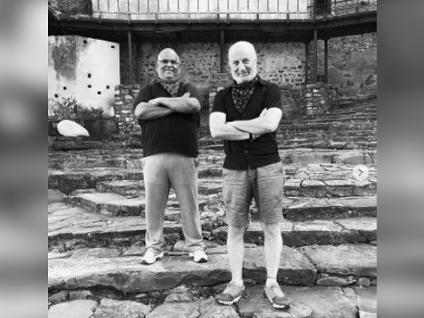 Anupam Kher and Satish Kaushik (Image Source: Instagram)