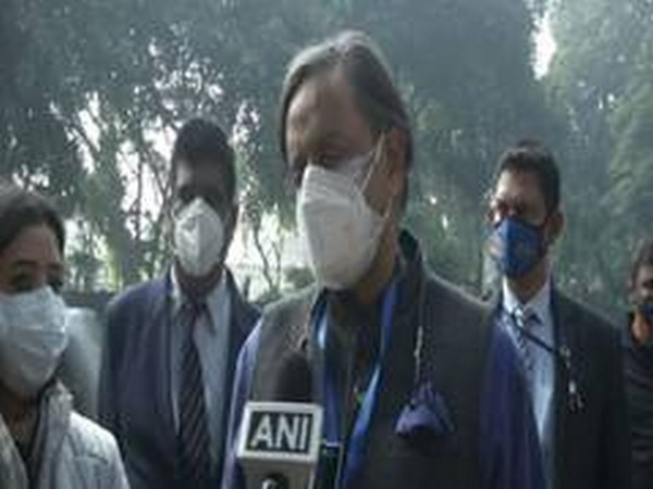 Senior Congress leader Shashi Tharoor (File pic)