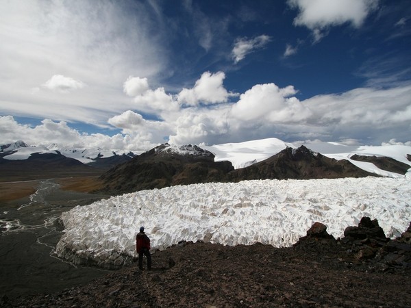 Melting glaciers of Tibet. (Photo Credit - Reuters)