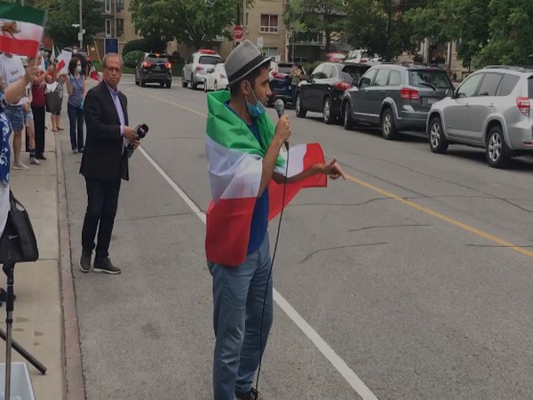 Canada citizens protestingoutside the Chinese Consulate against the Chinese expansionist policies. Photo/ANI